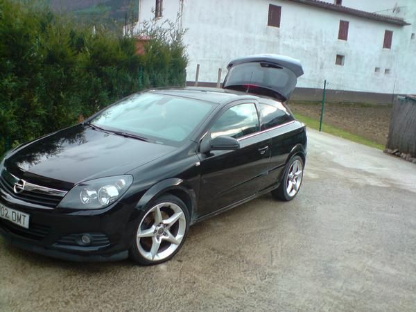 OPEL Astra GTC 1.9 CDTi 150 CV Cosmo 3p.