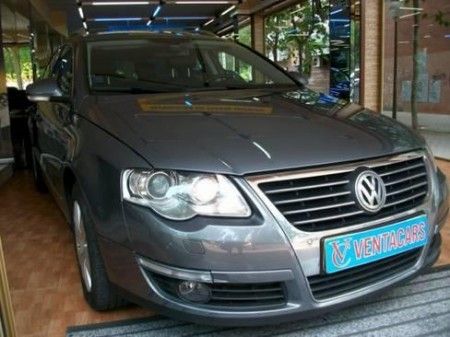 VOLKSWAGEN PASSAT VARIANT 2.0 TDI HIGHLINE - Madrid