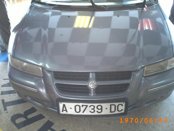 crysler stratus  /   1998  /  85000  km   /   130 cv  /   2000i