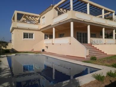 Chalet con 6 dormitorios se vende en Benalmadena Pueblo, Costa del Sol