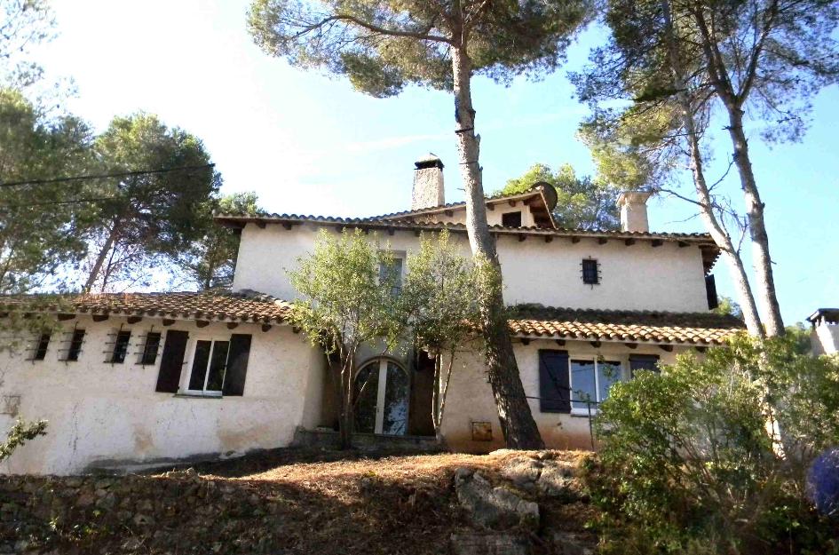 Espectacular masía con vista panorámica de sólo montañas en Fontpineda, Pallejà