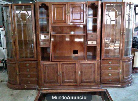 Mueble y mesita de comedor