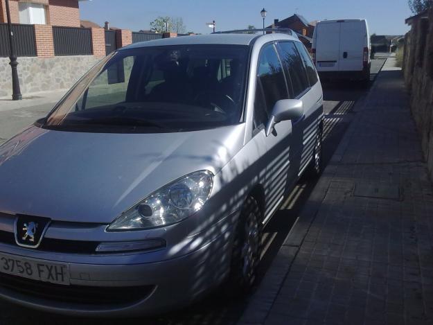 Peugeot 807  2.0HDI ST Pack 136