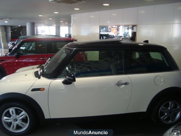 VENDO MINI COOPER 1.6  EXCELENTE ESTADO,