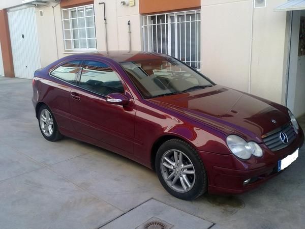 Vendo Mercedes Sport Coupe 1.8 Gasolina, Finales del 01