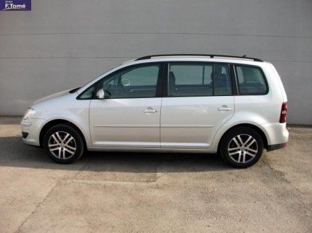 VOLKSWAGEN TOURAN 1.9TDI TRAVELLER 105 - Madrid