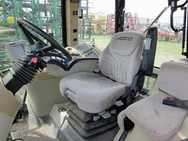 2005 AGCO DT200A