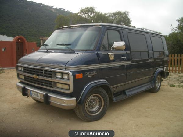 Chevrolet Chevy van 8V