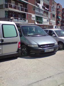 CHRYSLER VOYAGER 25 TD LE - MADRID