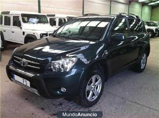 Toyota Rav4 2.2 D4D 177cv Premium Cross S