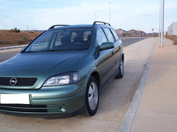 VENDO OPEL 2.0 DI CARAVAN CONFOR