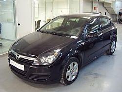 Venta de coche Opel Astra 1.3 Cdti Enjoy '05 en Madrid