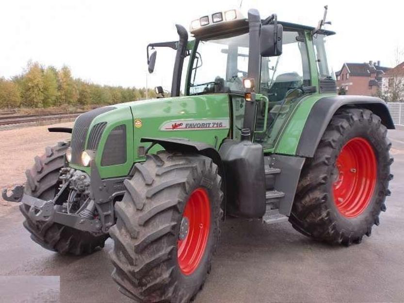 Tractor Fendt 716 Vario 160 ch(118 kW).