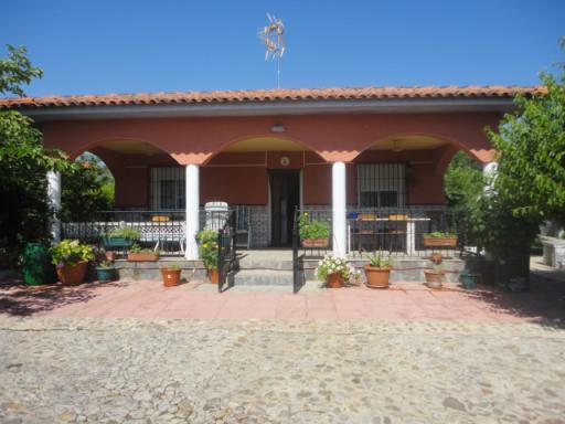 Villa en Hita