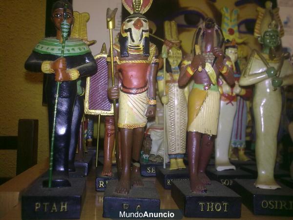 Colección Figuras de Dioses Egipcios + 5 archivadores