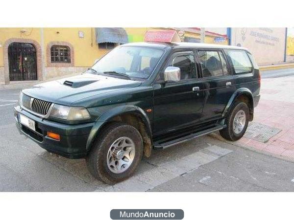 Mitsubishi Montero Sport 2.5 TDi GLS