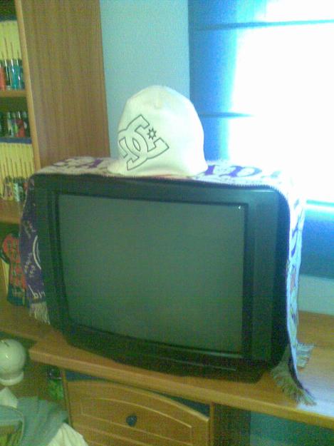 VENDO TELEVISOR 14,22 y 26 PULGADAS EN MURCIA