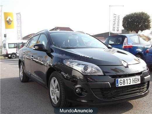 Renault Megane Sport Tourer Dynamique dCi 13