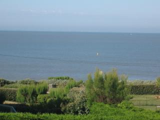 Villa : 2/6 personas - piscina - junto al mar - vistas a mar - pornic  loira atlantico  paises del loira  francia