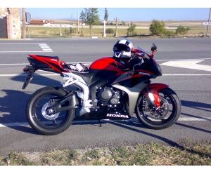 HONDA CBR 600 RR