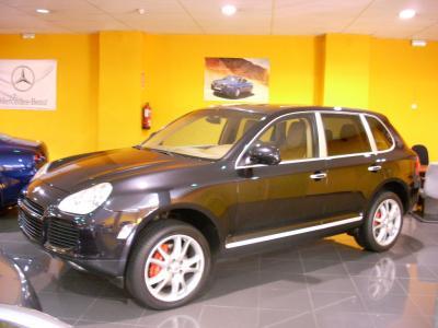 Porsche Cayenne TURBO