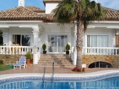 Chalet con 5 dormitorios se vende en Mijas Pueblo, Costa del Sol