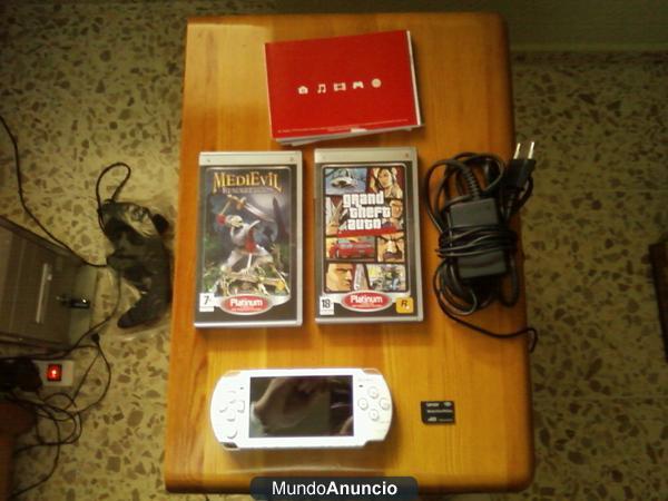 Vendo PSP Slim 2004 y complementos