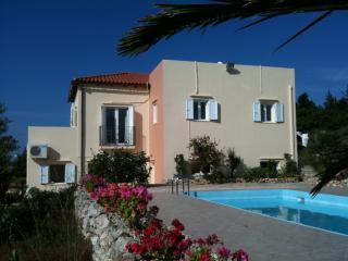 Villa : 10/16 personas - piscina - chania  creta  grecia