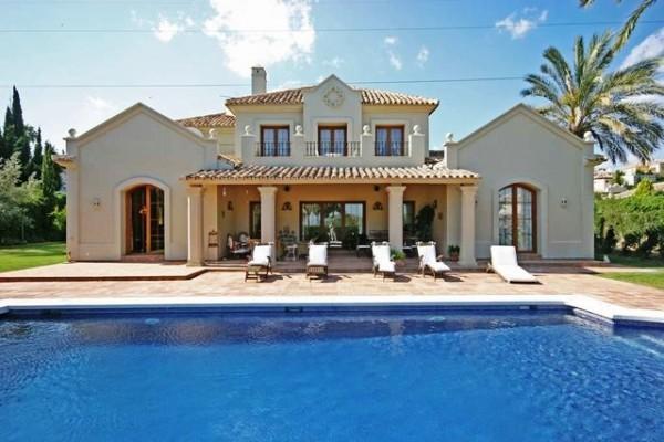 Villas a la venta en El Paraiso Costa del Sol