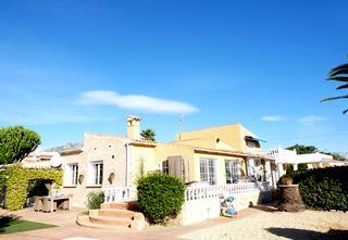 4b  , 4ba   in L'Alfas Del Pi,  Costa Blanca South   - 378000  EUR