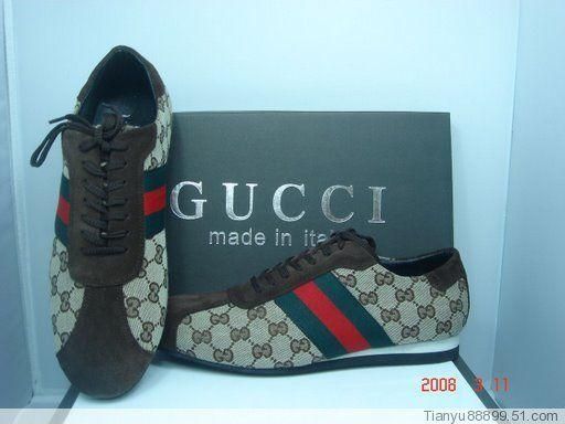 PRECIOSAS ZAPATILLAS GUCCI, ARMANI PRADA D&G...