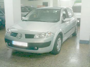 Venta de coche Renault MEGANE 1.9Dci CONFORT  5P. '04 en Santa Coloma De Gramanet