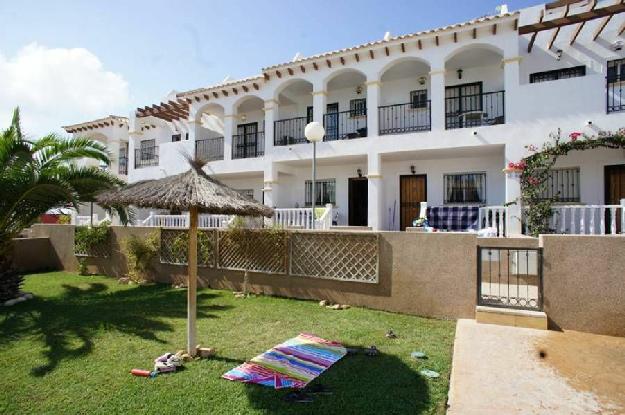 Adosado en venta en Punta Prima, Alicante (Costa Blanca)