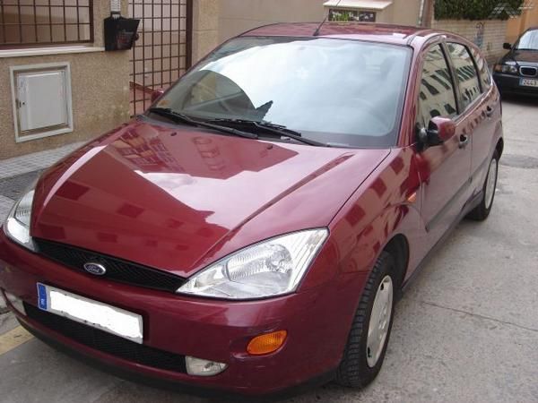 FORD FOCUS 1.6 GASOLINA 2001 IMPECABLE