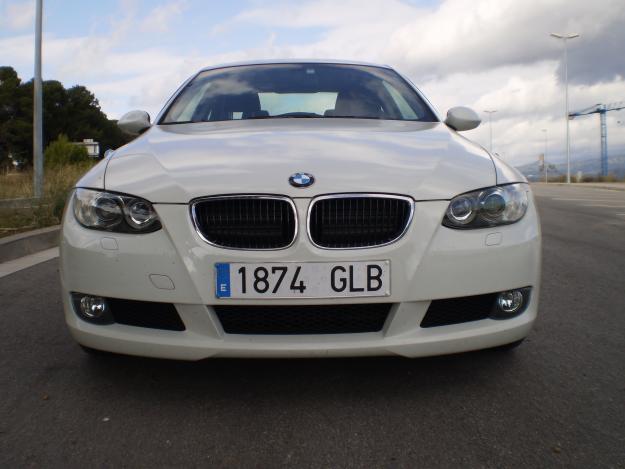 vendo bmw 320i coupé blanco (11.000km)