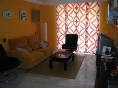 Apartamento con 3 dormitorios se vende en Estepona, Costa del Sol