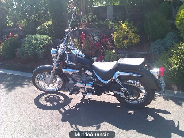 Suzuki Intruder 250 LC