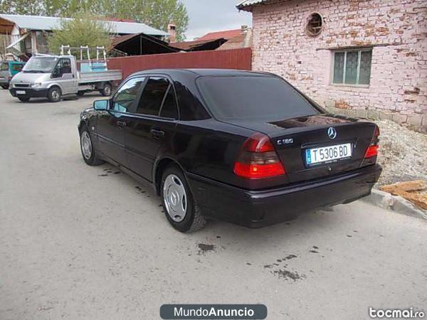 mercedes benz fabricado en 2000 con clima.