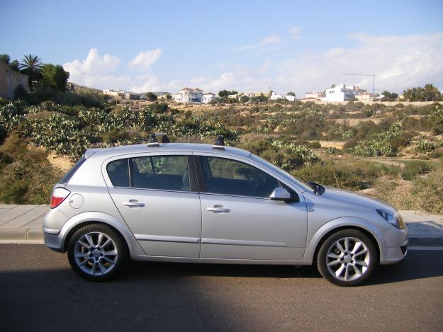 VENDO OPEL ASTRA COSMO 120 CV diesel