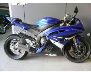 YAMAHA YZF R6