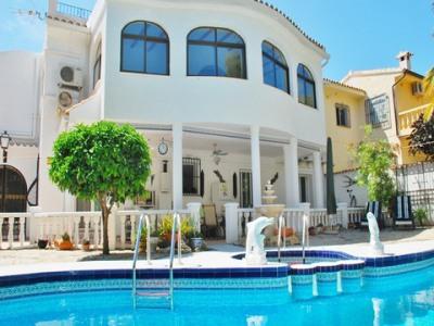 4b  , 3ba   in La Nucia,  Costa Blanca South   - 341000  EUR