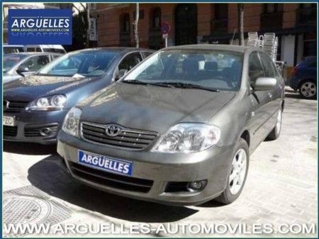 TOYOTA COROLLA SEDAN 2.0 D4D SOL MANUAL - Madrid