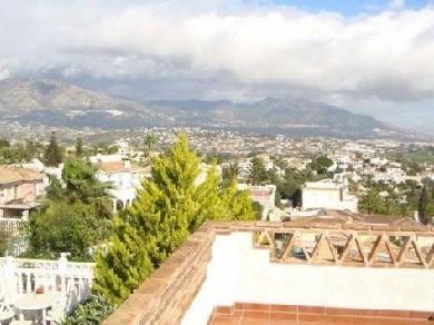 Chalet con 4 dormitorios se vende en Mijas Costa, Costa del Sol