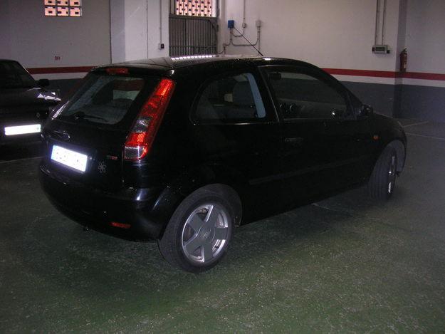 SE VENDE FORD FIESTA 1.4 TDCI TREND 70 CV