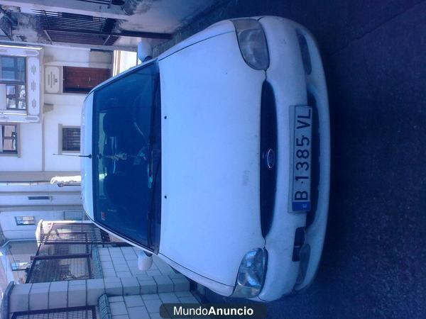 vendo ford scort del 99 ,1.8,90cv