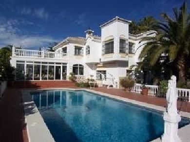 Chalet con 7 dormitorios se vende en Mijas Costa, Costa del Sol