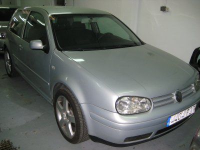 VOLKSWAGEN GOLF TDI 1.9 - BARCELONA