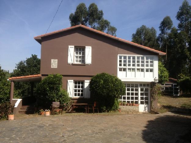 Casa en Oleiros