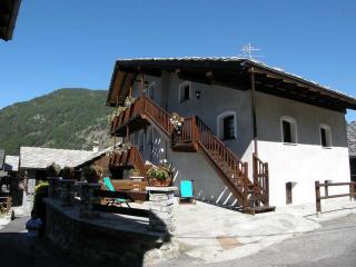 Apartamento en chalet : 5/7 personas - brusson  aosta (provincia de)  valle de aosta  italia