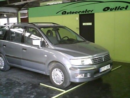 MITSUBISHI SPACE WAGON GDI 2.4 GLX - Barcelona